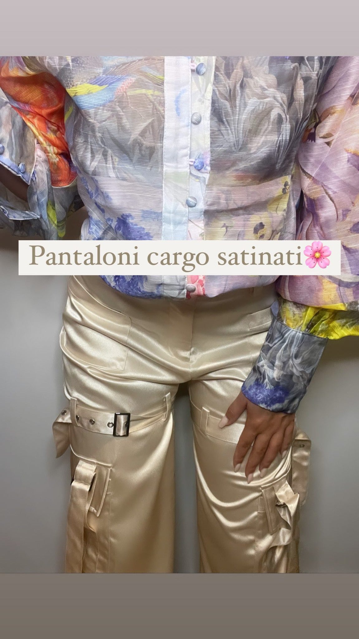 Pantaloni cargo satinati