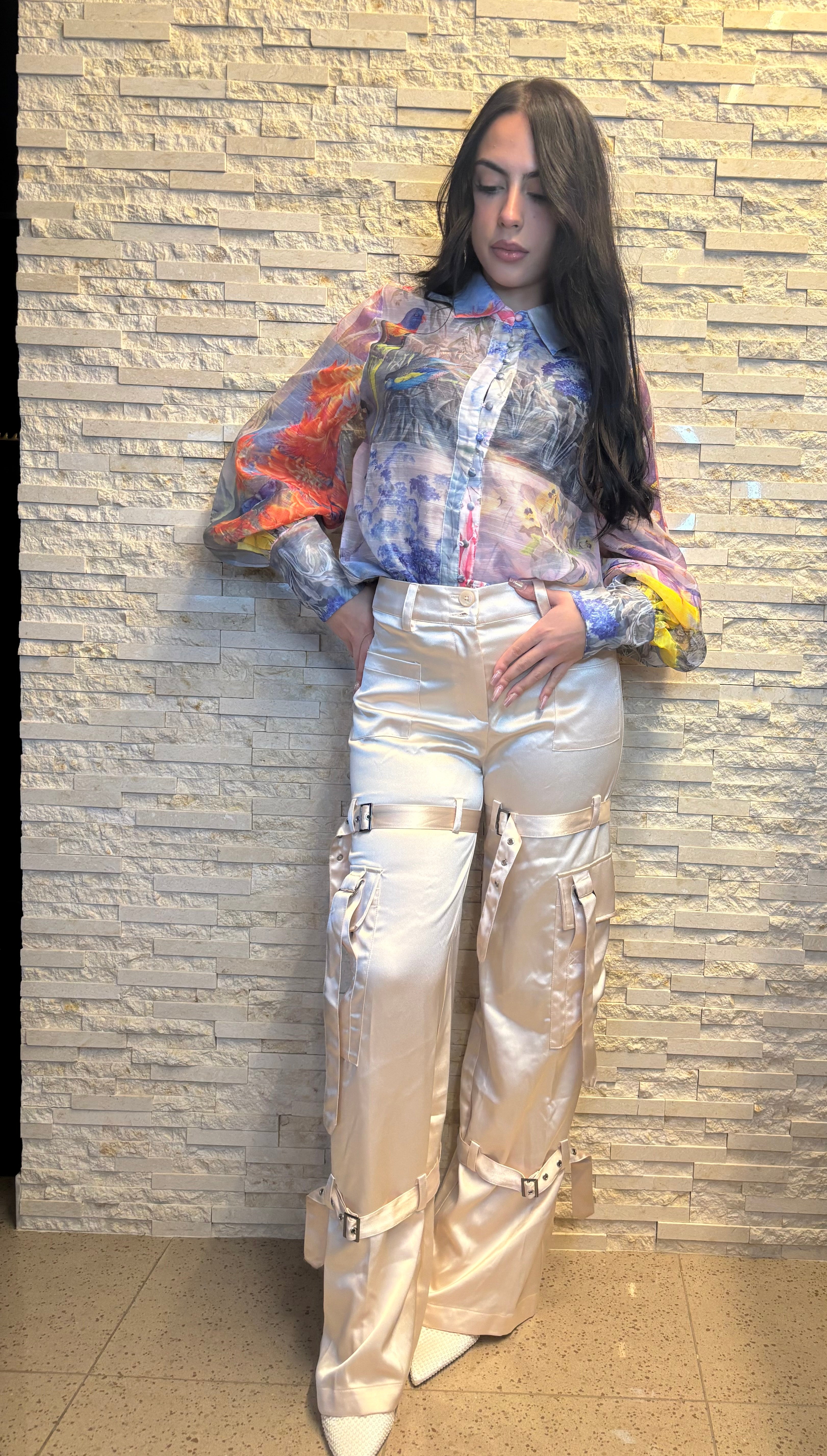 Pantaloni cargo satinati