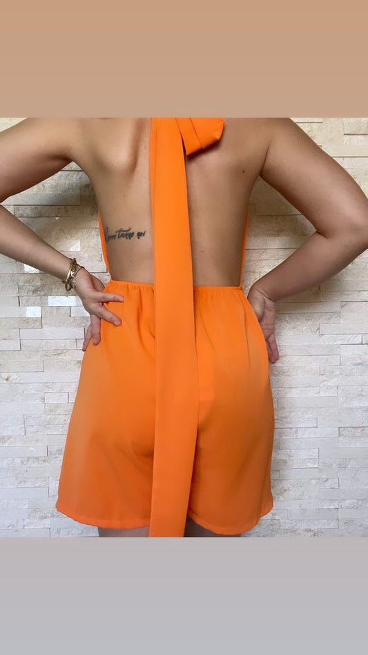 Tuta corta
